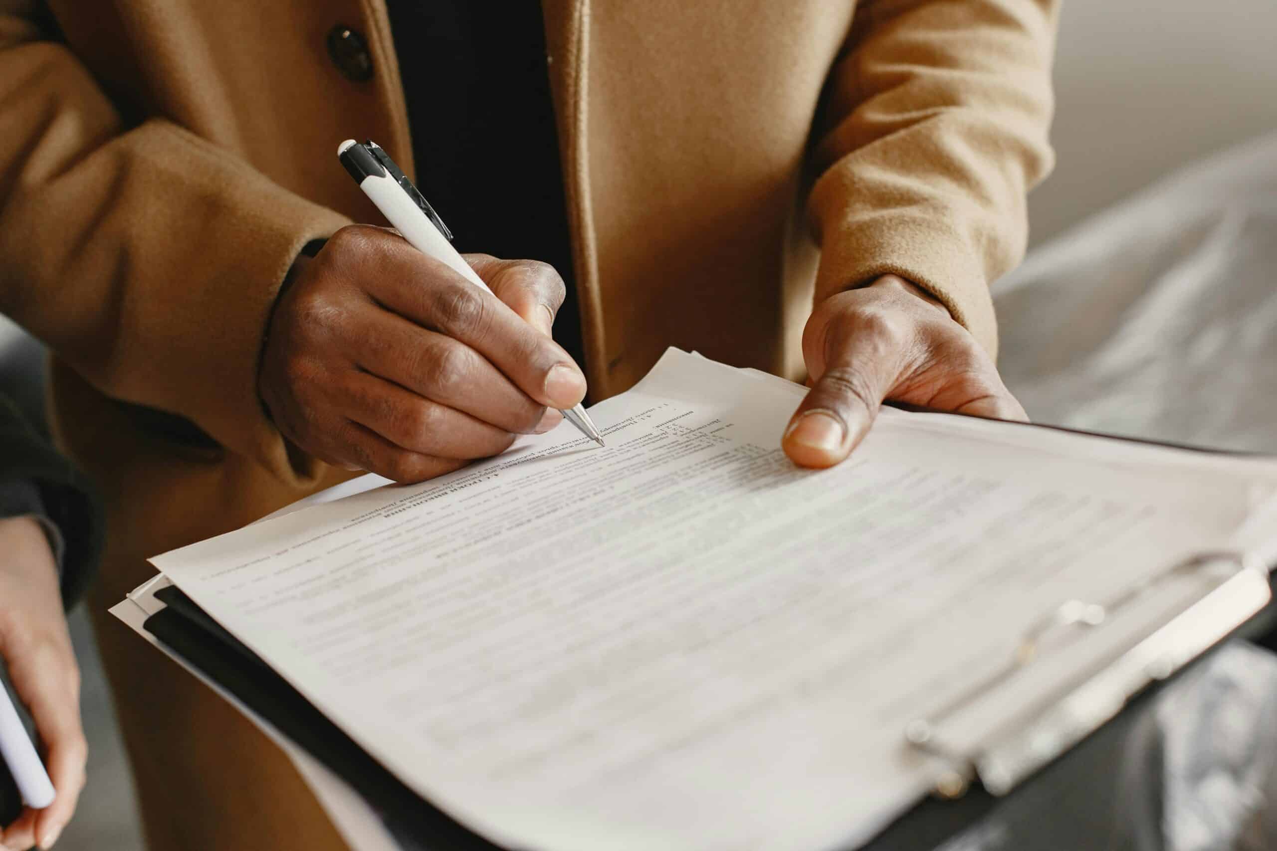 Tenant signing an apartment lease